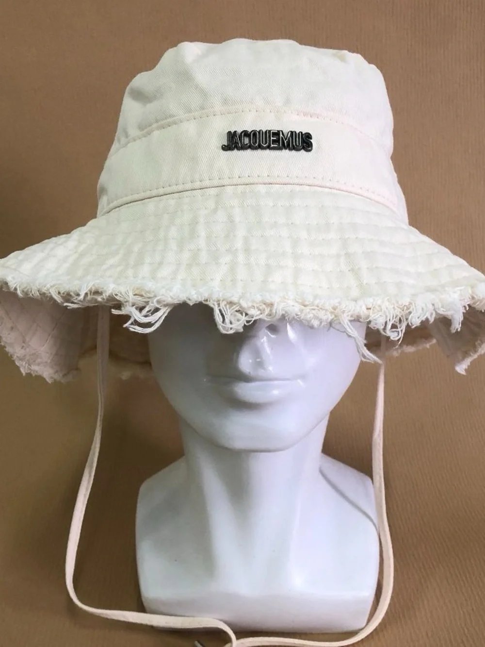 Jacquemus Cream Frayed-Edge Bucket Hat - Picture 1 of 10